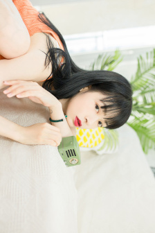 惩戒室刑架木马